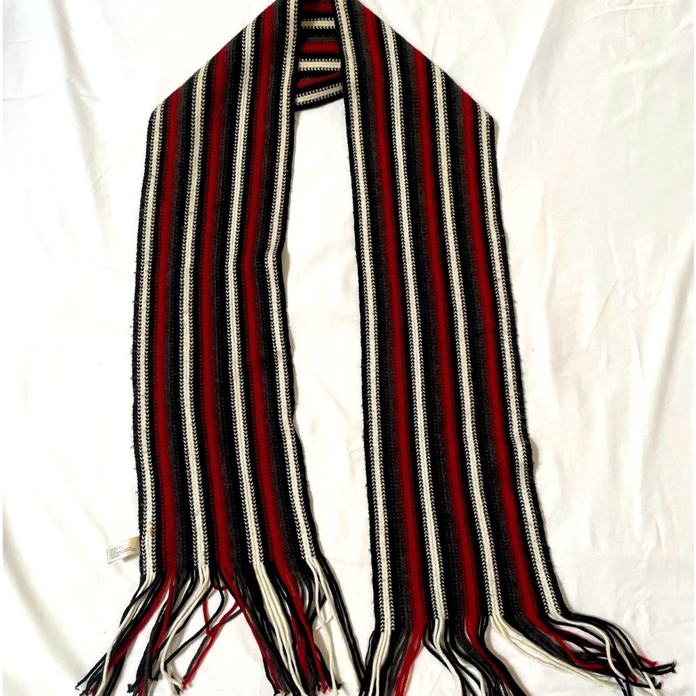 100% Acrylic scarf 5 ft long (w/o fringe)